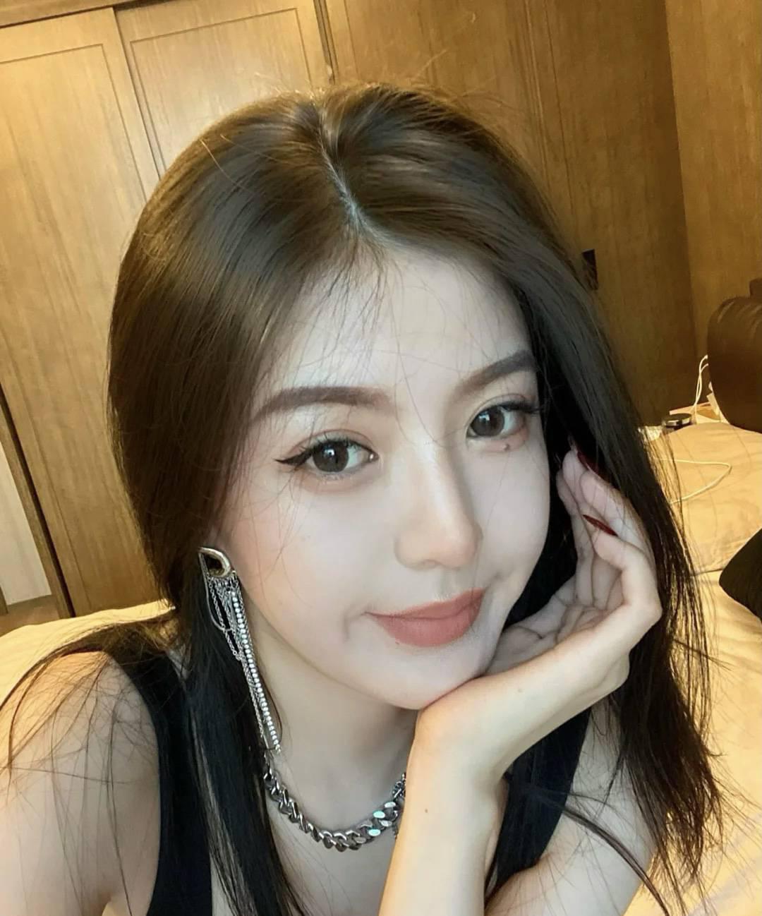 上海粉粉美鲍欣欣