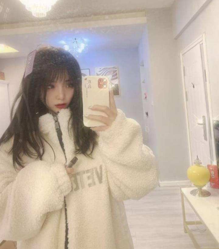 分享一个水超多，妹子年纪不大