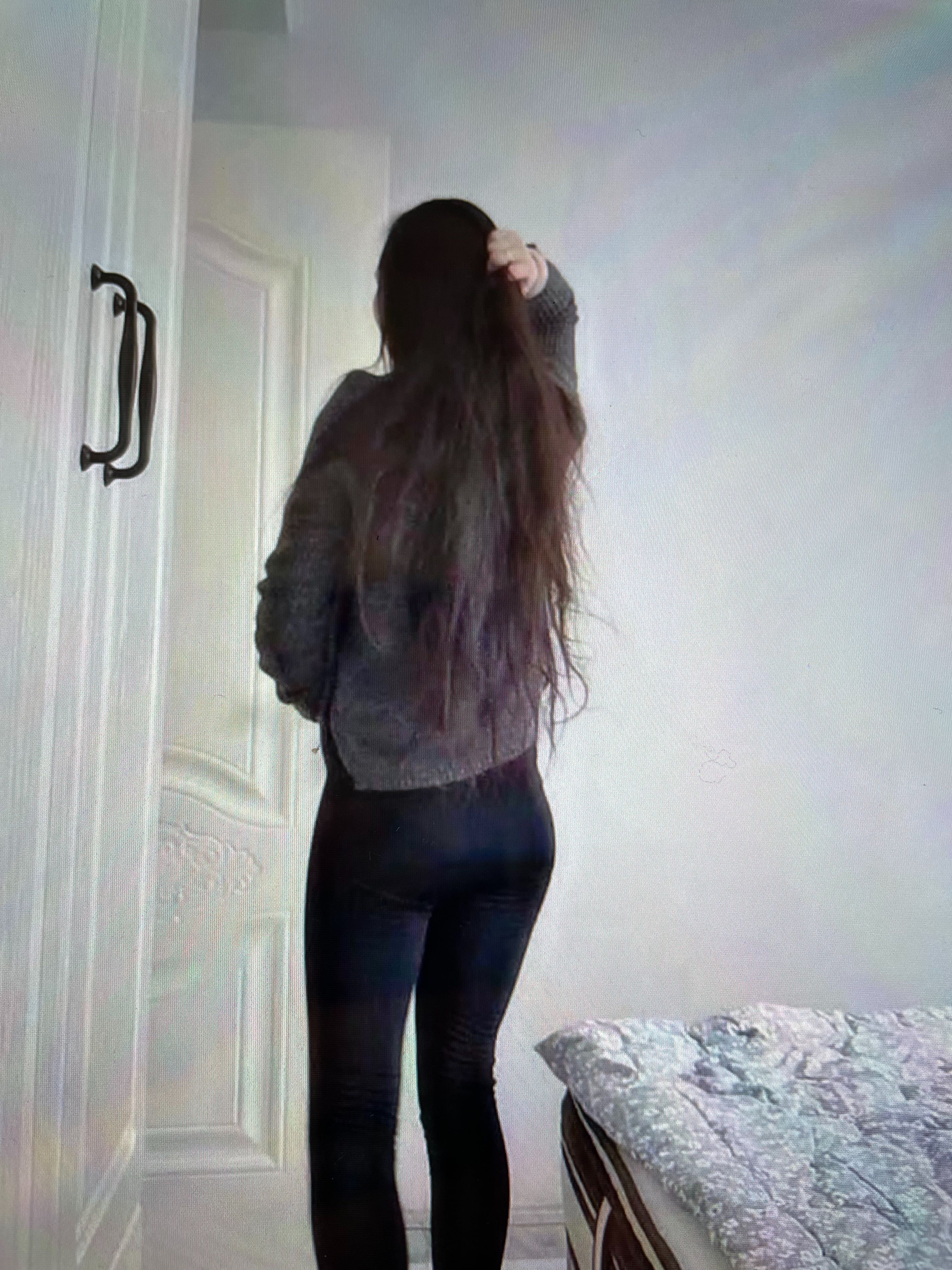 闵行静静，会喷水