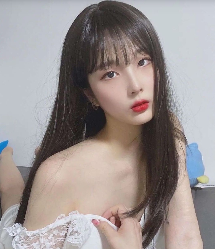 浦东新区肤色白润大奶妹妹